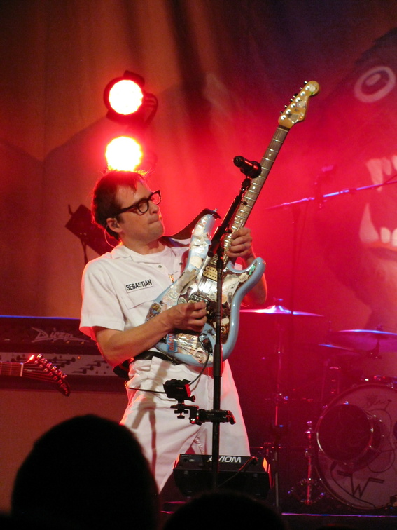 Weezer-0886-2